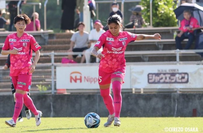 Zahra Muzdalifah di Cerezo Osaka: Debut dan Cetak Gol!