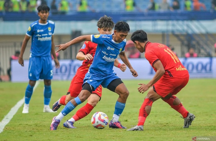 Persib Bandung vs Persija Jakarta - Antarafoto
