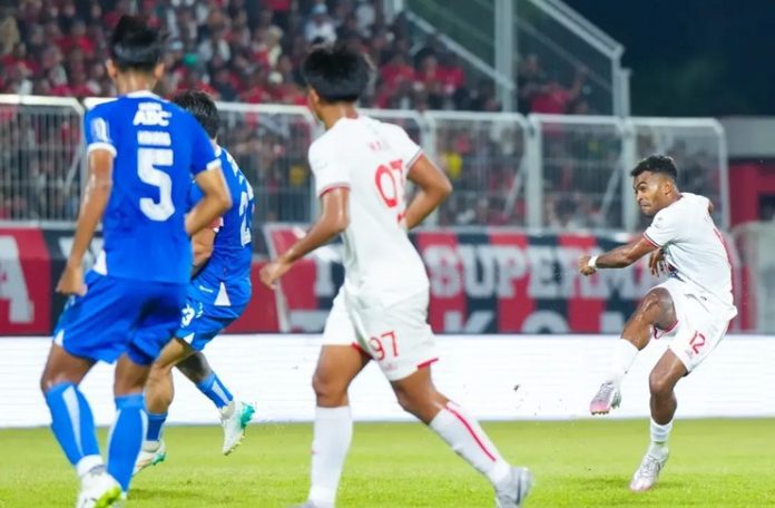 Yakob Sayuri Lapor Polisi Usai Jadi Korban Rasisme Setelah Lawan Persib
